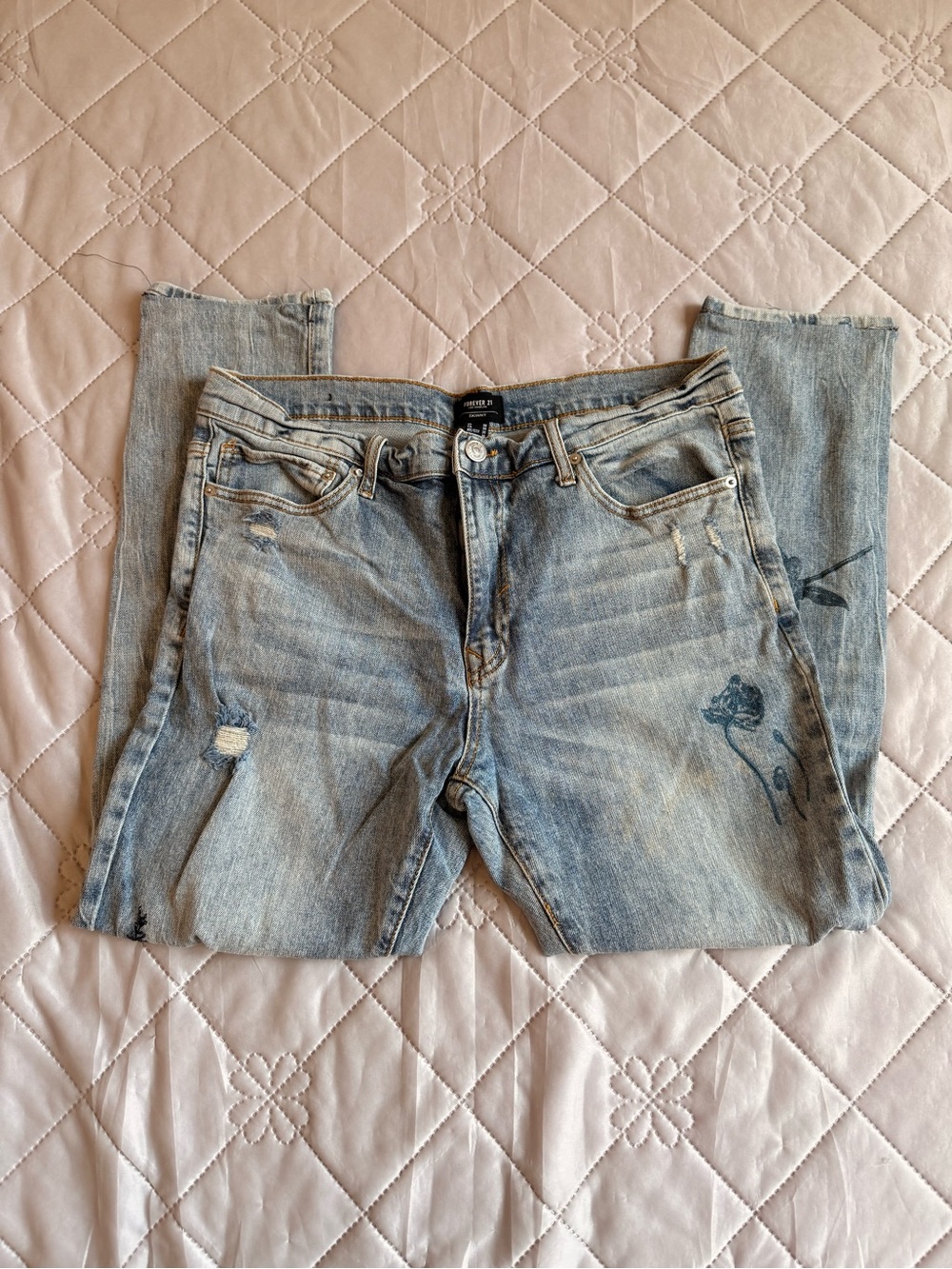 Forever 21 Men’s Size 36 Skinny Distressed Floral Embroidered Jeans